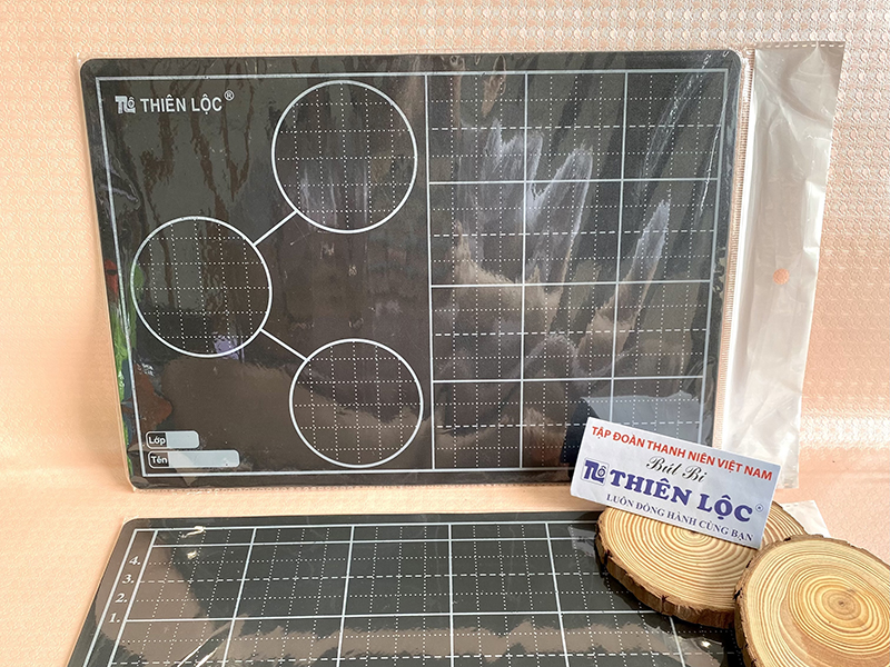 Bảng Đen Học Sinh - 3 vòng tròn