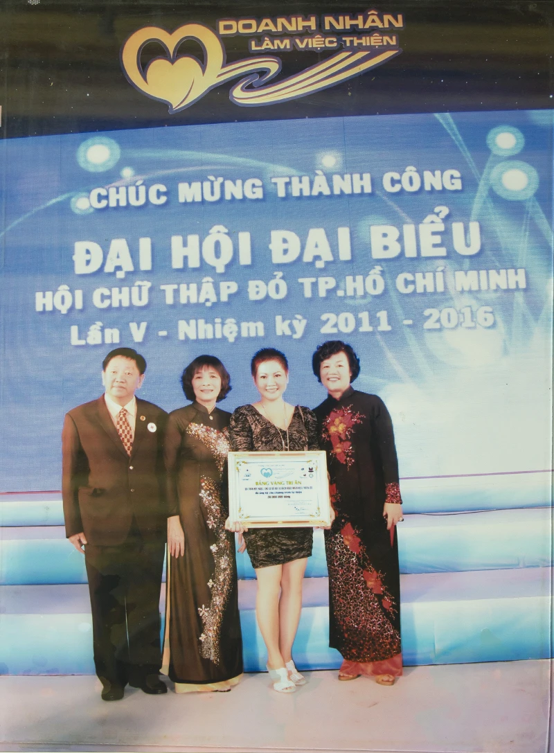 BÚT BI THIÊN LỘC: KHÁT VỌNG XÂY DỰNG THƯƠNG HIỆU VIỆT ĐẲNG CẤP QUỐC TẾ